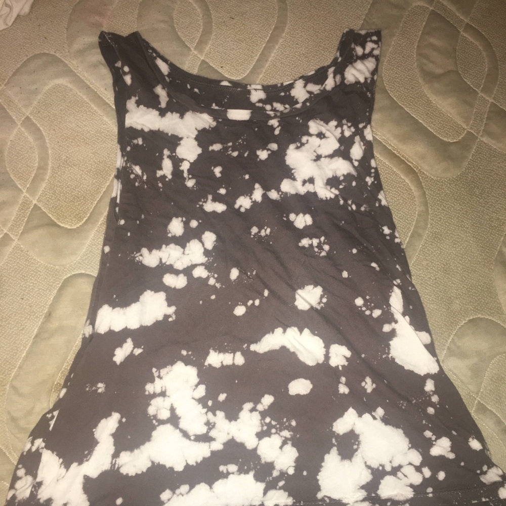 Gray and White Tye-Dye Muscle Shirt